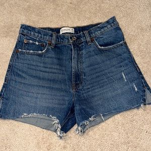 Abercrombie & Fitch curve love high rise 4 inch shorts